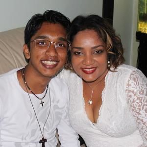 Meet your Posher, Chrisilia